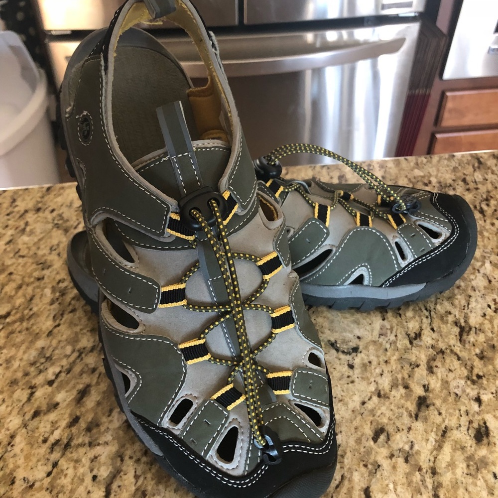 NWOT Northside Bourke ll Outdoor Waterproof Sport Sandal Sz 9
